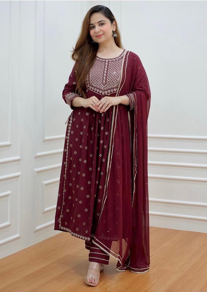 Women Viscose Rayon Ethnic Kurta Pyjama Dupatta Set / Suit Set